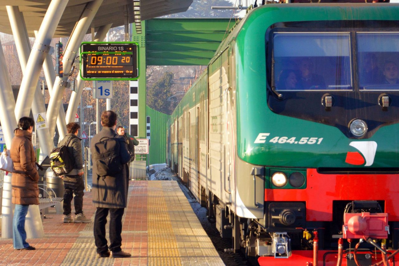 Fase 2: ecco le disposizioni regionali sul trasporto pubblico. Obbligatori guanti e mascherine