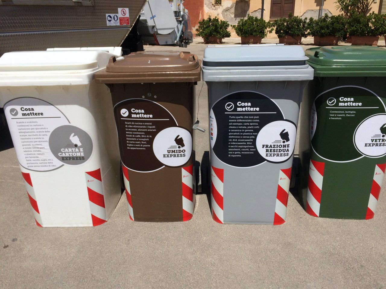 Confcommercio propone una nuova modalità di raccolta di carta e cartone