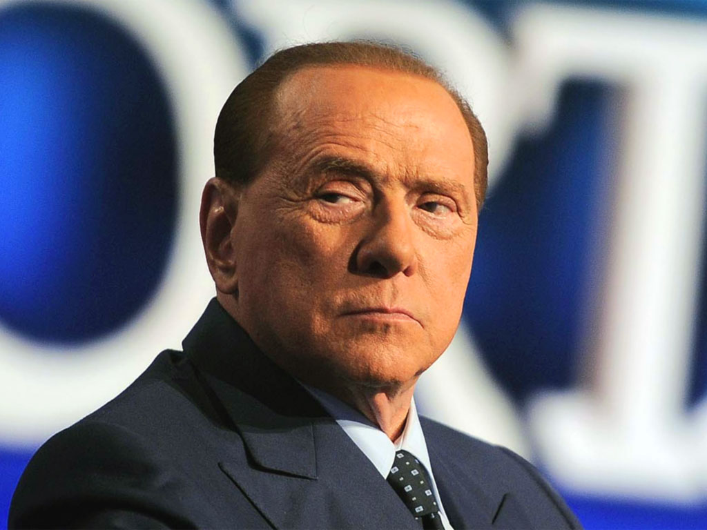 Silvio Berlusconi stressato si ricarica a Casatenovo