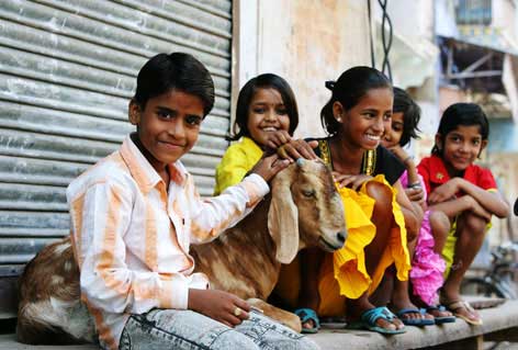 Lions club Lecco, raccolta fondi per i bambini indiani