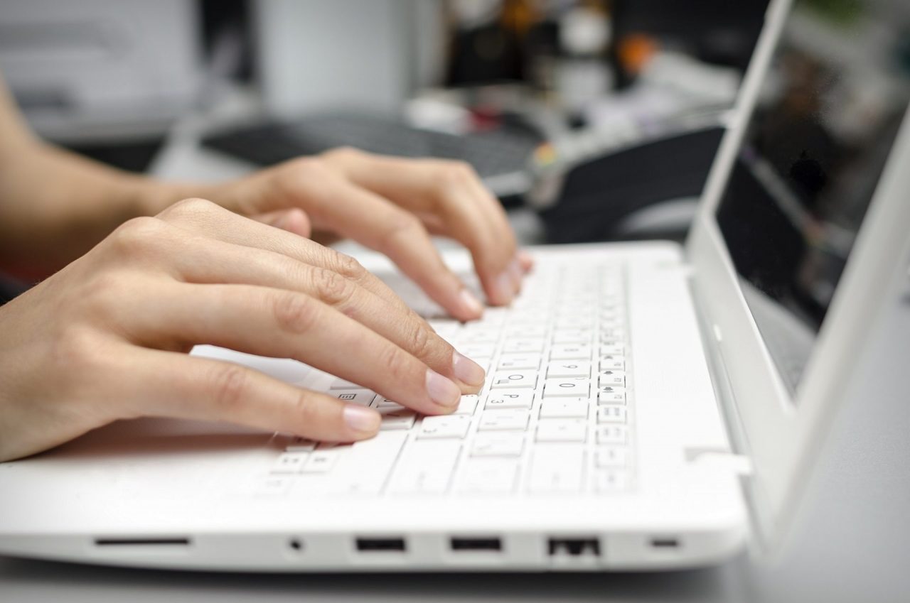 Lecco, al Badoni gli studenti creano un chatbot per supportare i compagni nell’uso consapevole della tecnologia