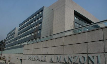 Sala fumatori in ospedale a Lecco: il caso arriva in Regione