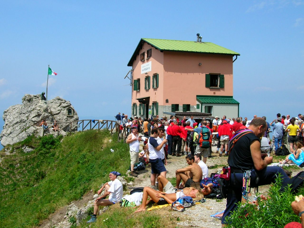 Dalla Regione un bando per promuovere i rifugi montani