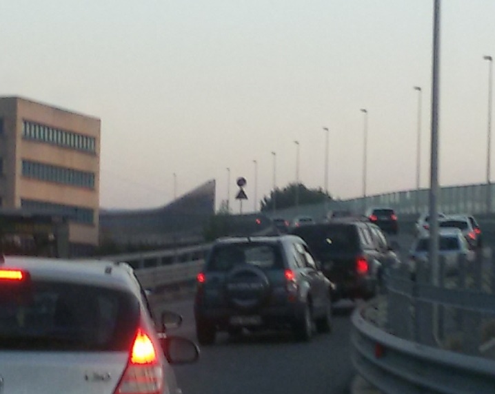 Traffico bestiale, viabilità lecchese in tilt