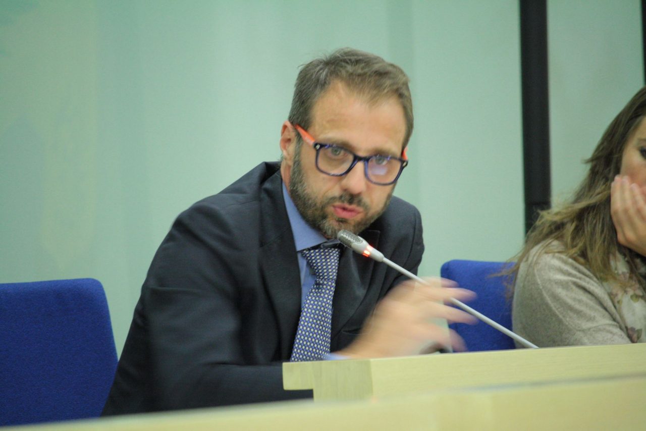Vivenzio cambia campo e lancia il totosindaco
