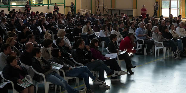 Croce Rossa insegna le manovre salvavita pediatriche