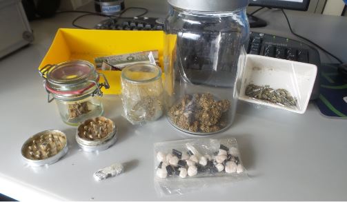 Denunciato 40enne lecchese per spaccio di Ecstasy