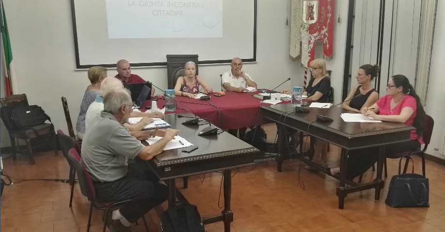 Classifica redditi a Cernusco, Conte in testa