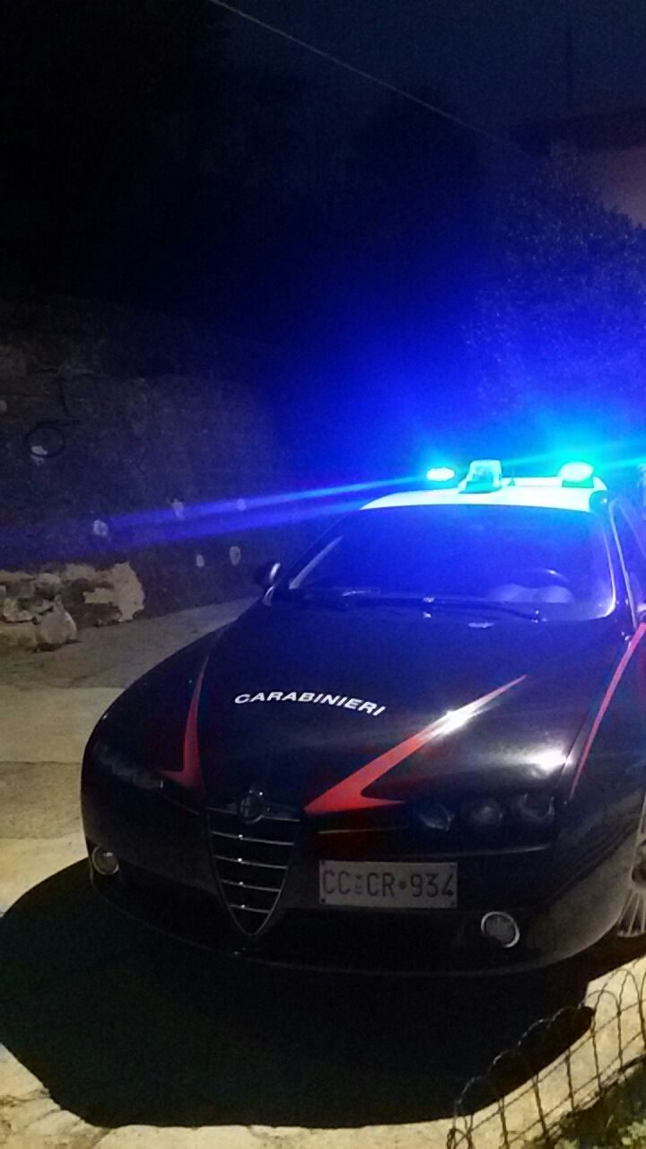 Infarto fatale muore in strada a 56 anni