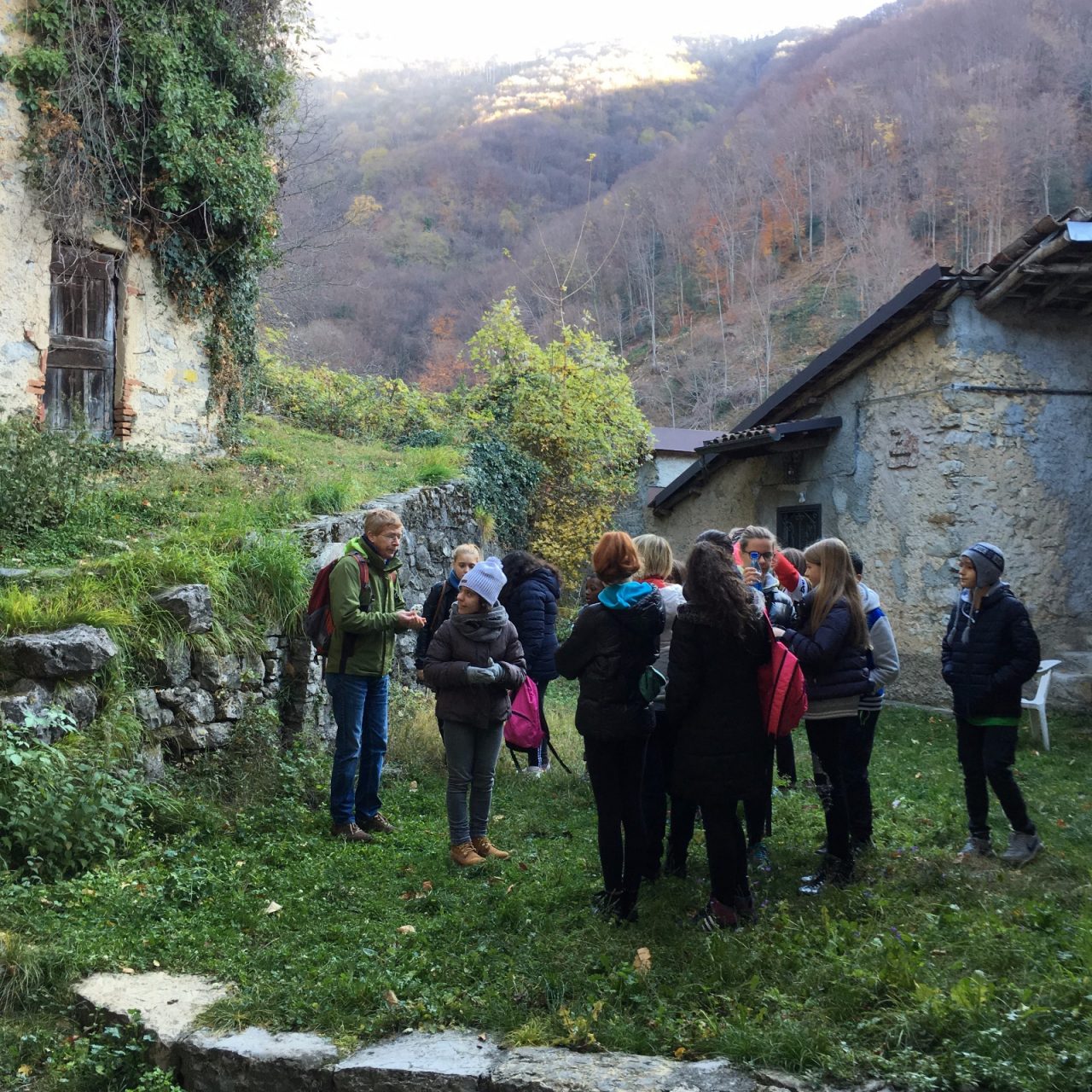 Borgo Nesolio, alunni in visita