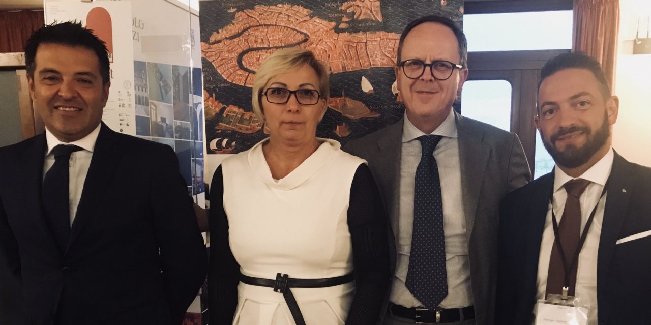 Sala d’aste per comprare casa con un click