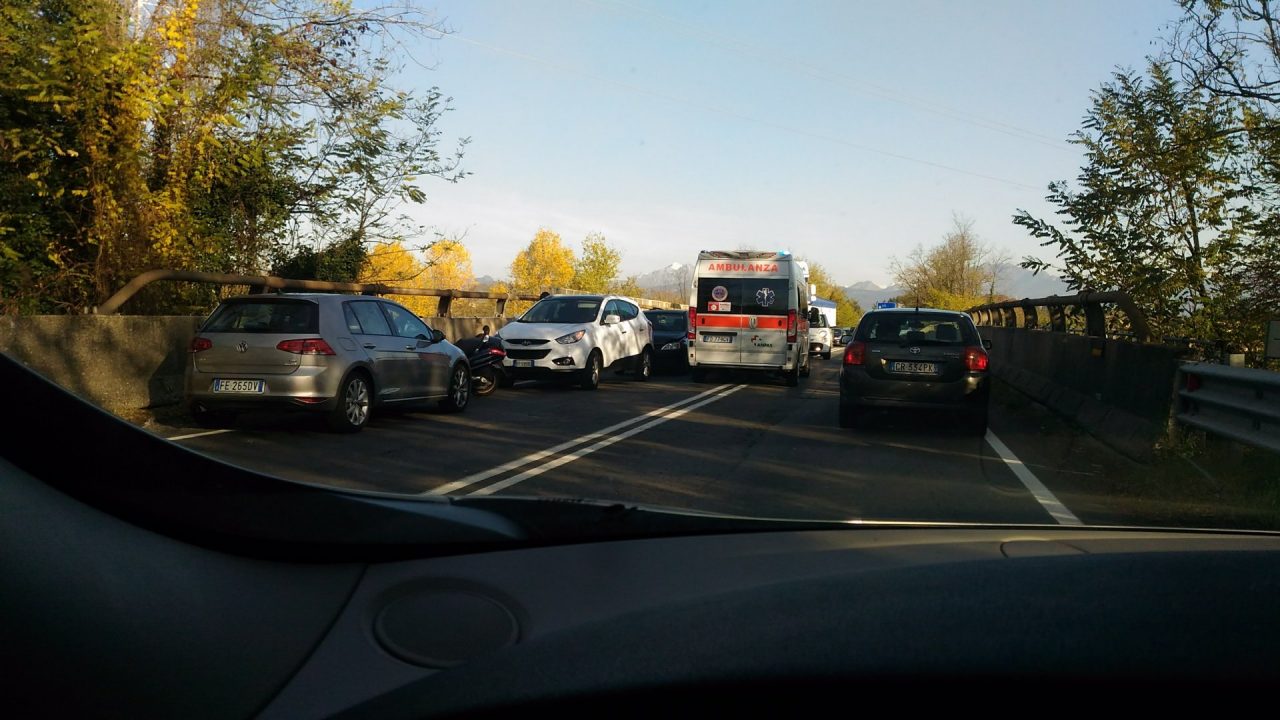 Riaperta la Tangenziale Est a Vimercate ma incidente a Usmate