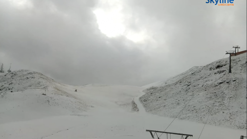 La prima neve sulle cime è arrivata FOTO