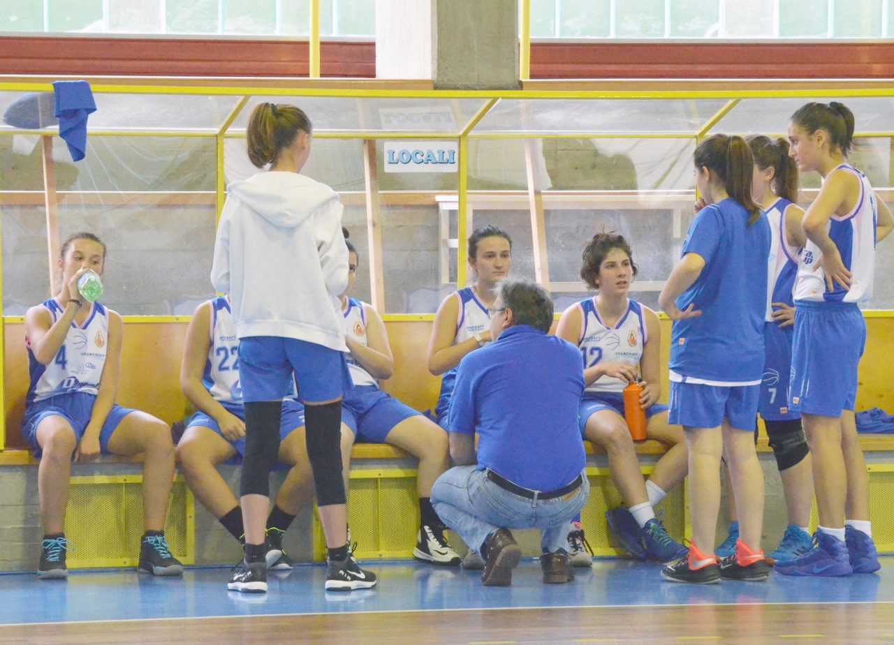 Costa vince il derby con la Starlight