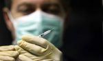 Vaccini: botta e risposta al veleno tra Burioni e Arrigoni