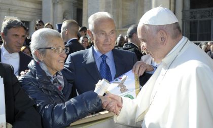 Papa Francesco ha accolto il cerimoniere degli Alpini FOTO