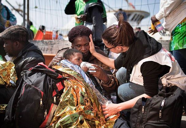 Confronto aperto: muri o accoglienza, stasera un incontro per riflettere sul tema migranti
