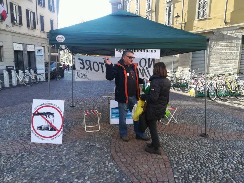 Il comitato contro il forno scarica Airoldi