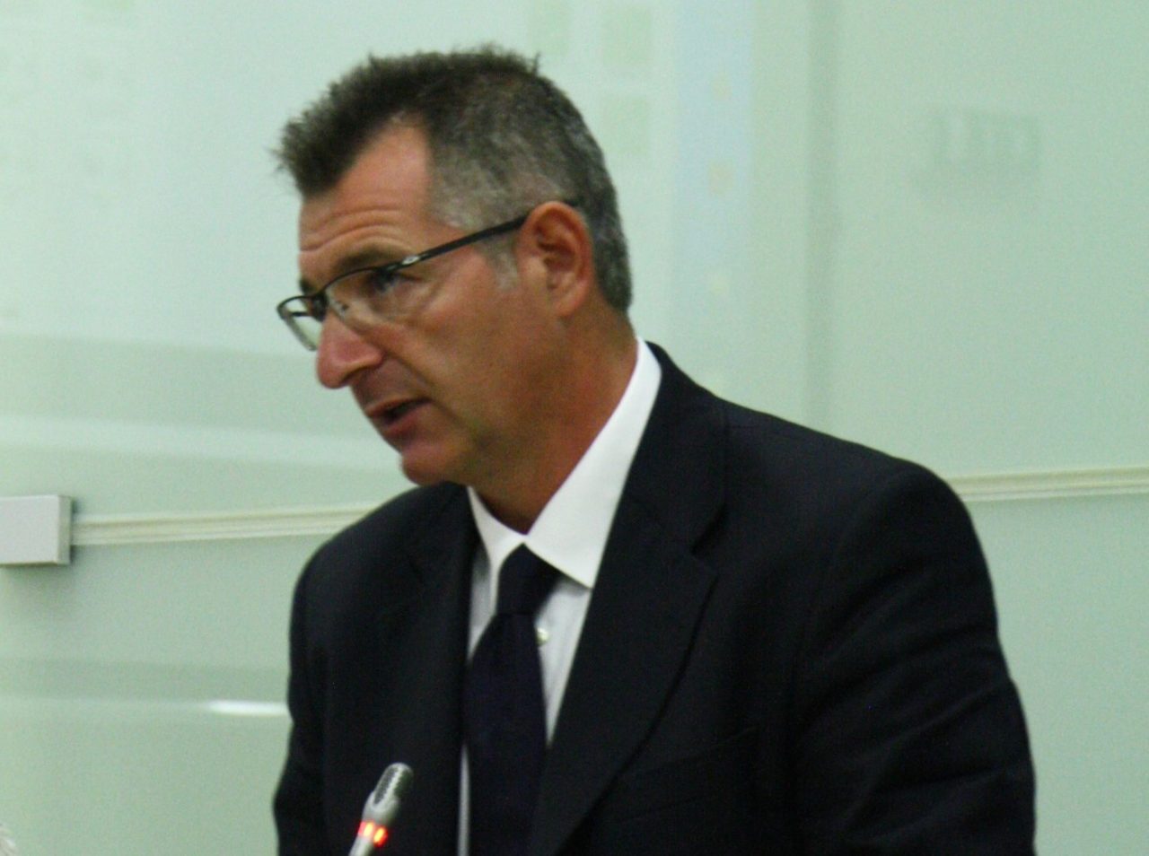 Robbiani spara sul Consiglio comunale