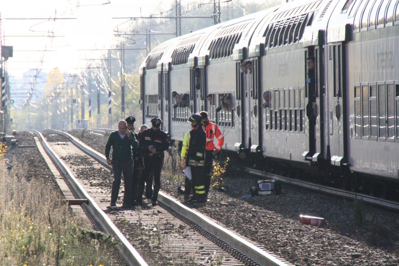 Fissati i funerali della giovane travolta dal treno