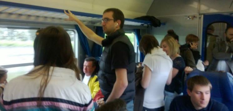 Basta treni affollati in ritardo e sporchi! Al via la petizione