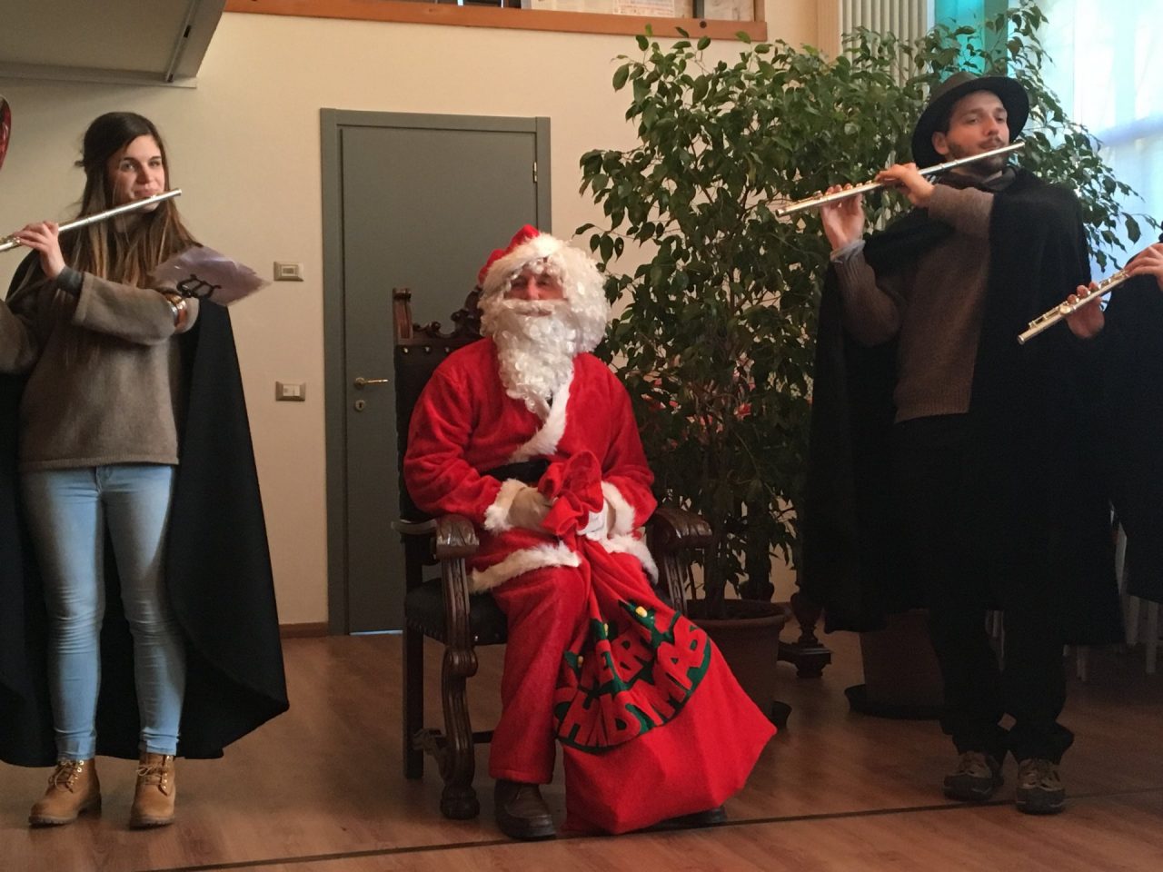 Babbo Natale è arrivato a Monticello FOTO