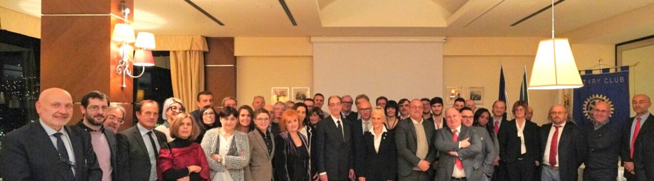 Scuola e imprese ospiti al Rotary Club Lecco Manzoni FOTO