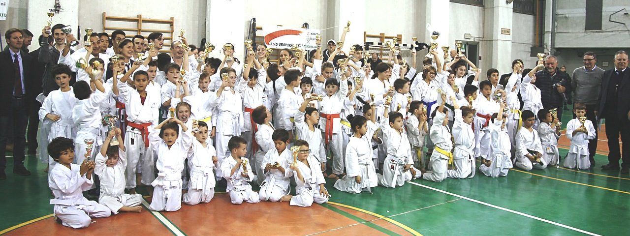 Shotokan Ryu, partecipazione straordinaria al Trofeo dell’Amicizia. FOTO
