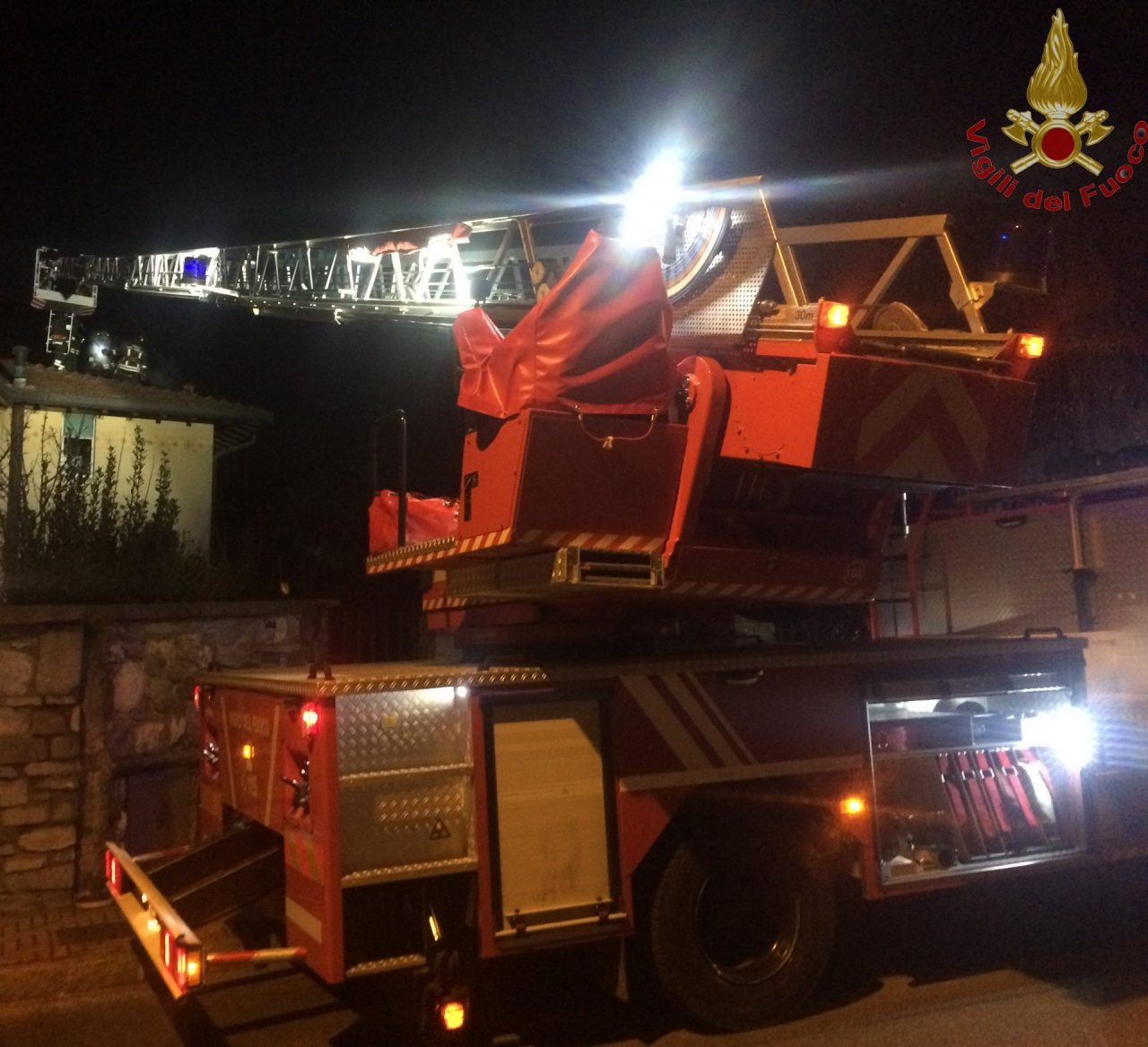 Incendio canna fumaria a Galbiate provvidenziale intervento dei pompieri