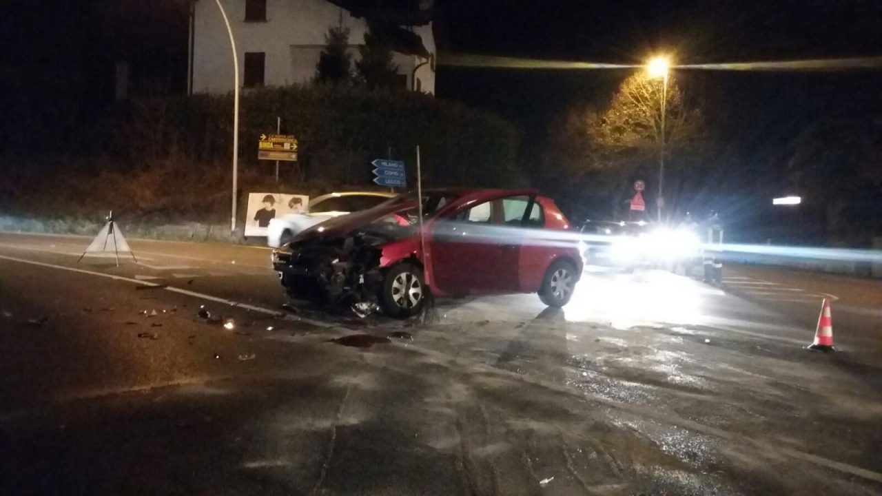 Incidente a Brivio, via Como interrotta VIDEO
