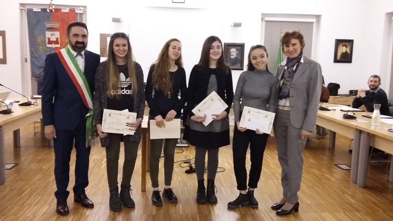 Conferite le borse di studio a Olgiate