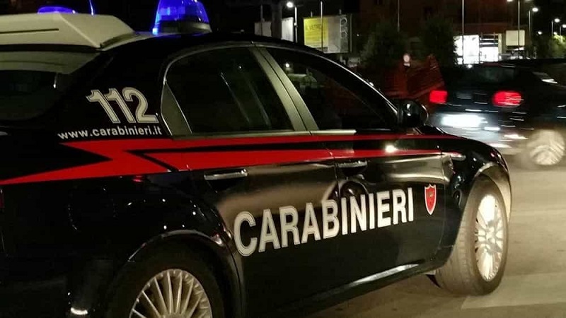 Tentato furto nella notte alla banca di Osnago