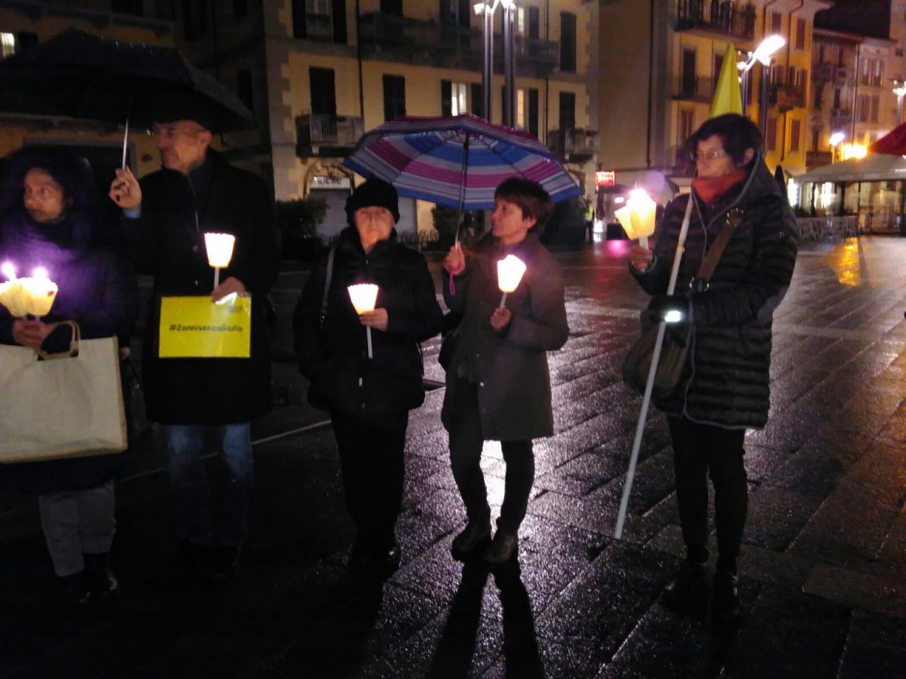 Fiaccolata a Lecco per Giulio Regeni FOTO