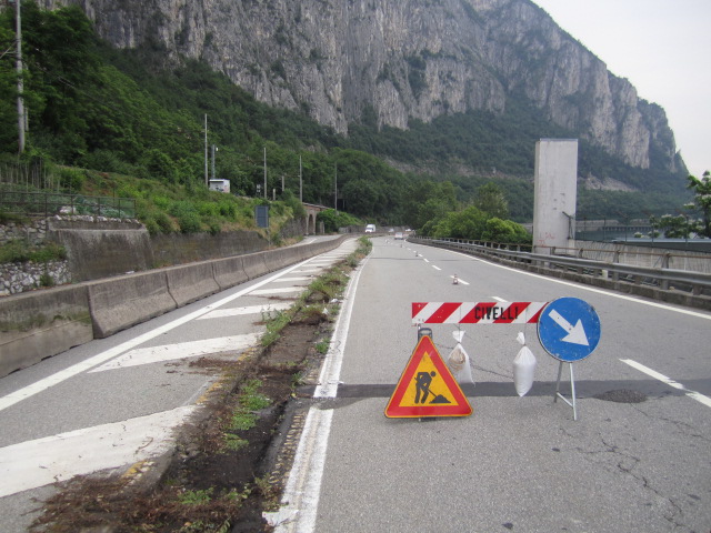 Partono i lavori della ciclabile: la lunedì senso unico alternato sulla Statale 36