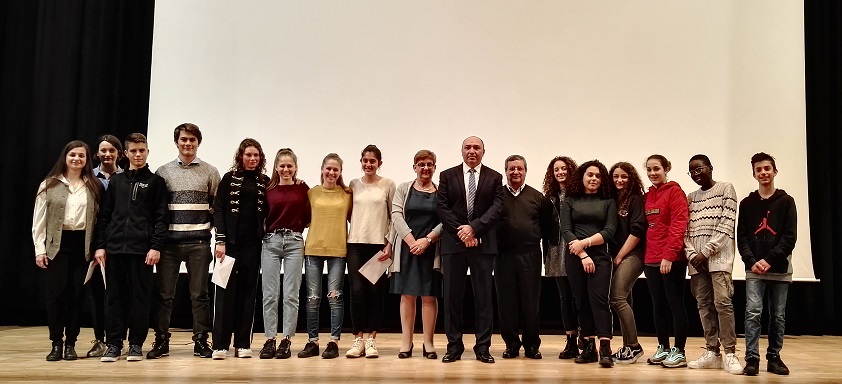 Studenti lodevoli premiati dal sindaco FOTO