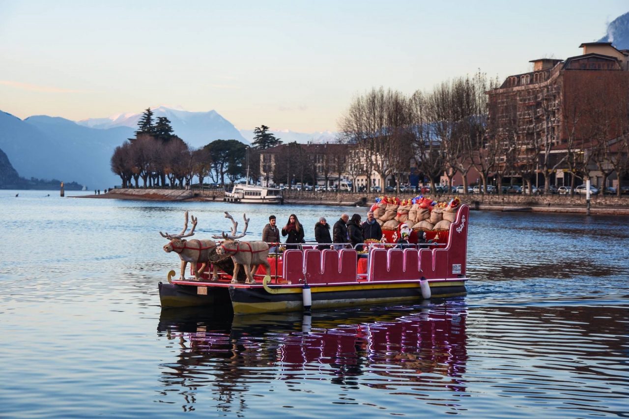 Oggi e domani a Lecco torna la Slitta di Babbo Natale