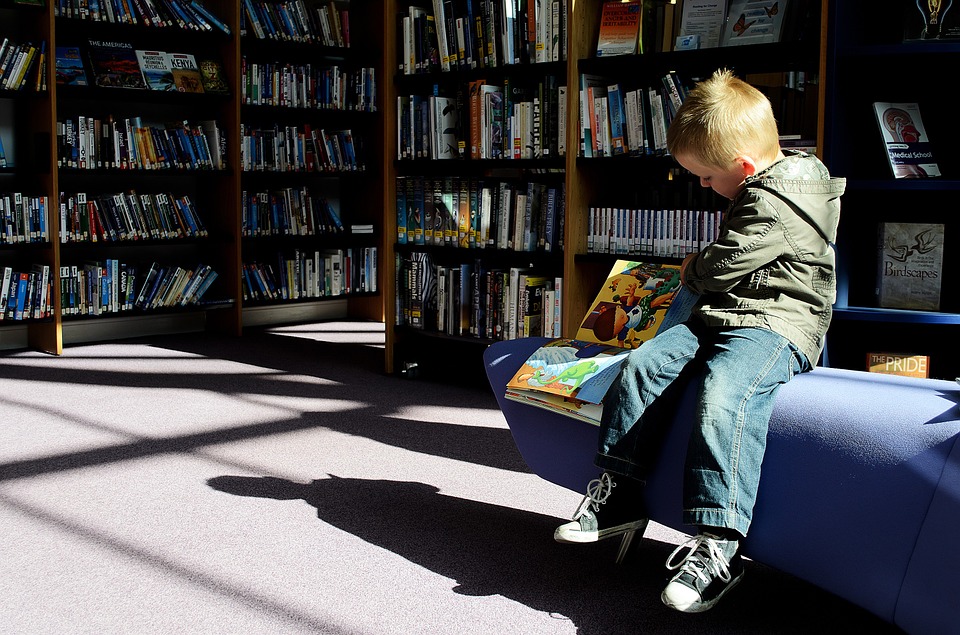 Corsi e incontri in biblioteca a Terno d’Isola