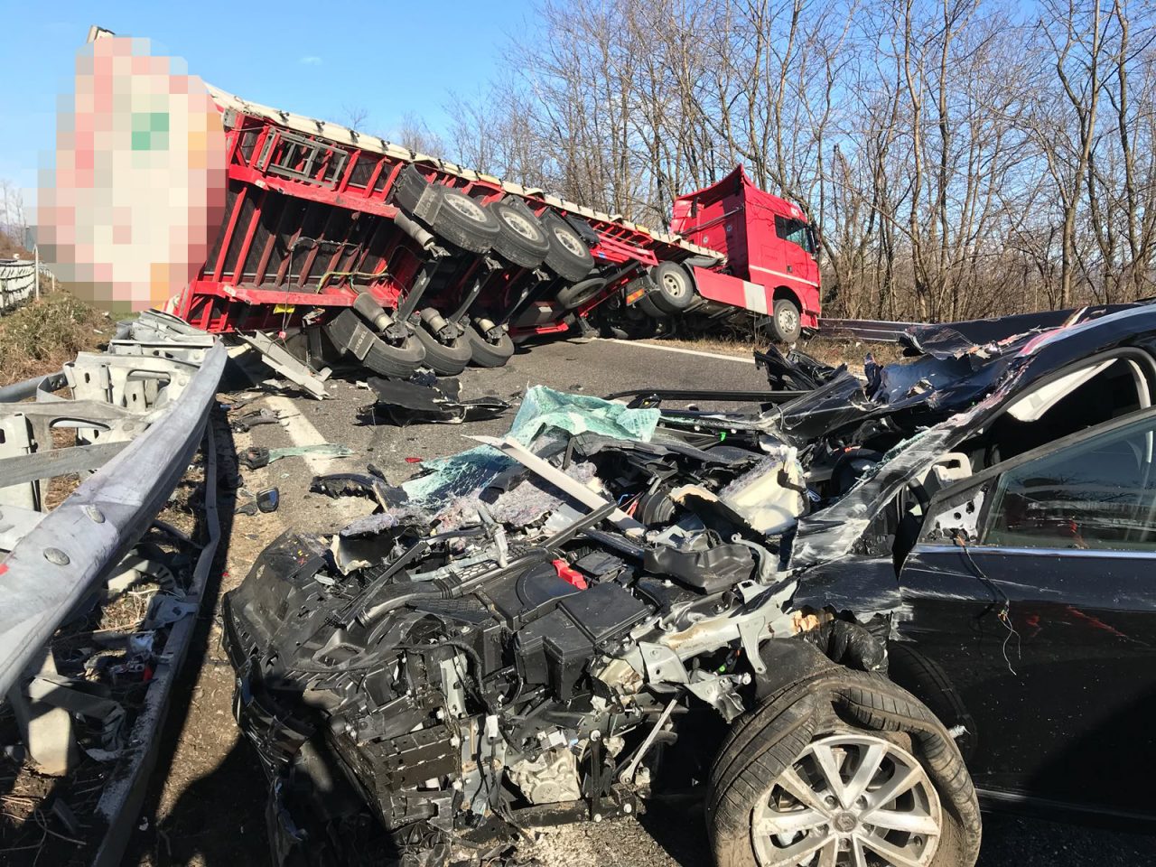 Grave incidente tra auto e mezzo pesante Valassina chiusa FOTO e VIDEO