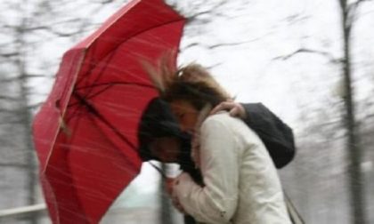 Pioggia e vento forte: scatta l'allerta a Lecco e Como PREVISIONI METEO