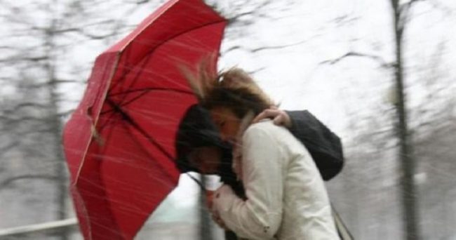 Pioggia e vento forte: scatta l’allerta a Lecco e Como PREVISIONI METEO