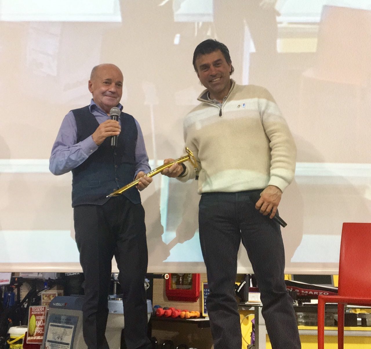 Kristian Ghedina si racconta nella serata organizzata da DF Sport Specialist VIDEO