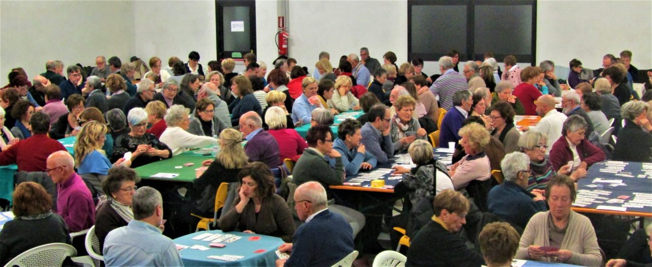 Centottanta iscritti al torneo di burraco per il Coro La Torr FOTO