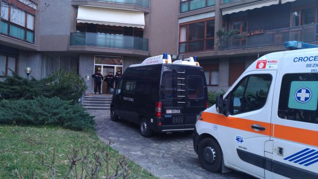 Lite in famiglia due spari al petto grave un 76enne