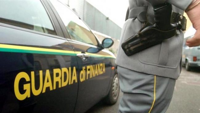 Truffa e riciclaggio 18 arresti tra Brianza e Milanese