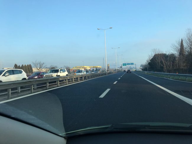Tangenziale Est bloccata imbuto per chi arriva da Lecco