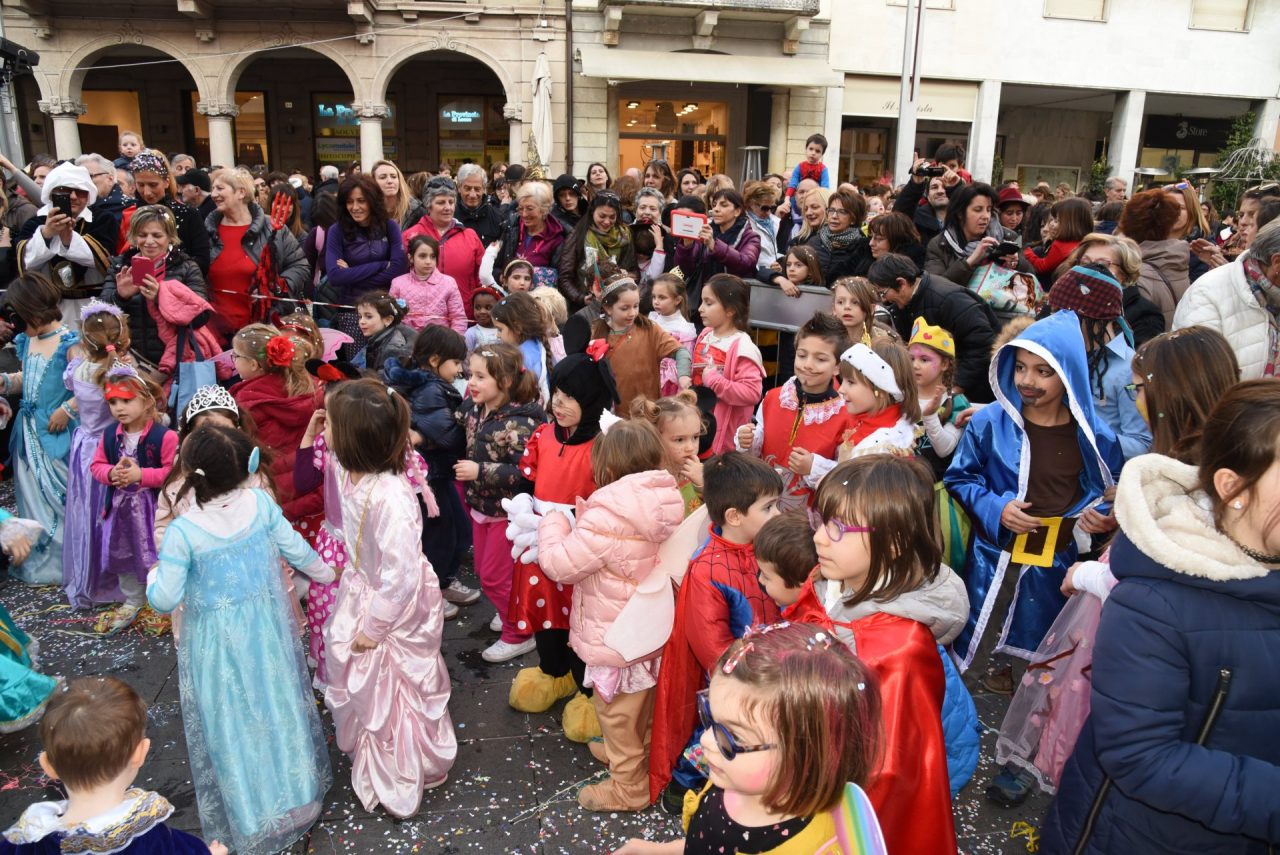 Tutti pazzi per il Carnevale: mandateci le vostre foto