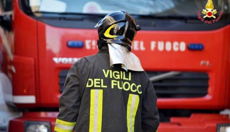 Cinquantaseienne trovato in casa morto