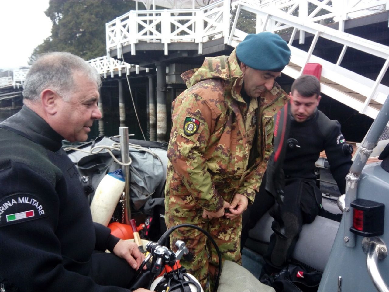 Rimossi ordigni esplosivi dal lago di Como FOTO