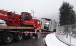 Camion rischia di perdere il carico lungo la Briantea FOTO