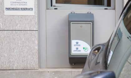 Confindustria attiva a Lecco la wall-box per la ricarica delle auto elettriche